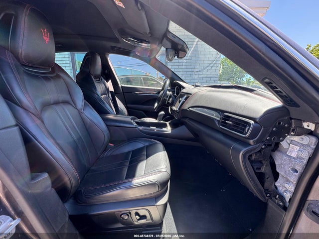 Продаж на аукціоні авто 2018 Maserati Levante S Gransport, vin: ZN661YUS3JX269795, номер лоту: 45734578