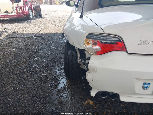 2006 Bmw Z4 3.0si მანქანა იყიდება აუქციონზე, vin: 4USBU53516LX01309, აუქციონის ნომერი: 45734592