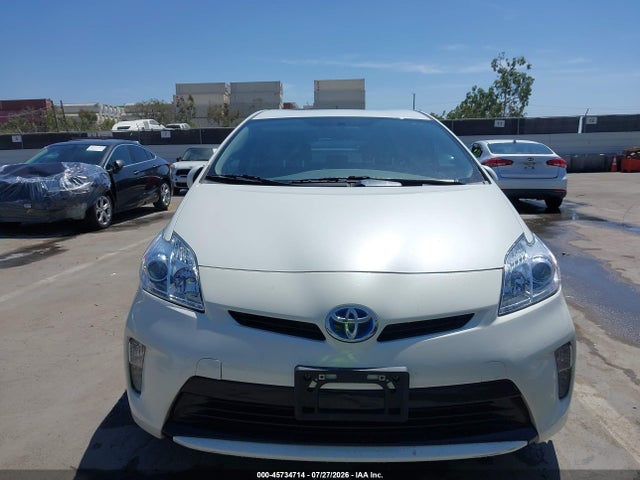 Toyota Prius Three 2014 JTDKN3DU8E1753012 Image 12