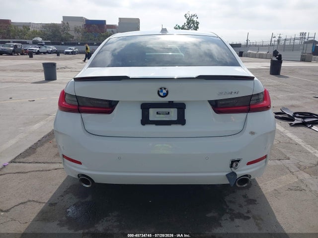 3MW69FF06P8D08135 BMW 330I