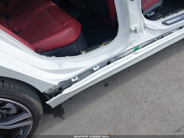 3MW69FF06P8D08135 BMW 330I