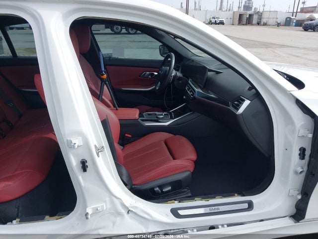 3MW69FF06P8D08135 BMW 330I