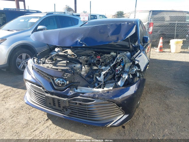 4T1B11HK0JU513871 Toyota CAMRY XLE