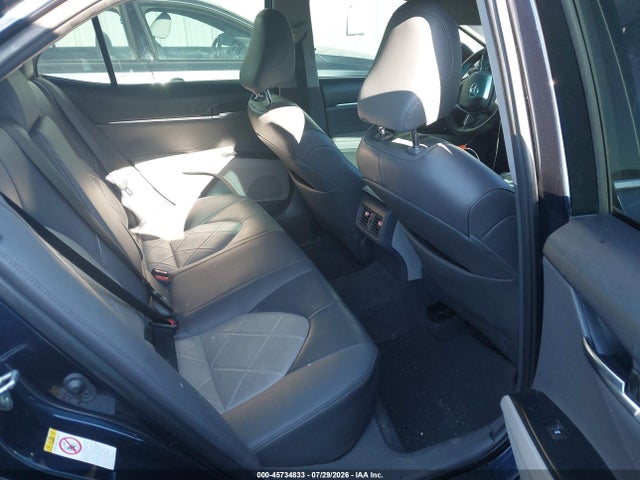 4T1B11HK0JU513871 Toyota CAMRY XLE