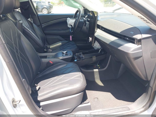 Продажа на аукционе авто 2021 Ford Mustang Mach-e California Route 1, vin: 3FMTK2R71MMA44204, номер лота: 45734883