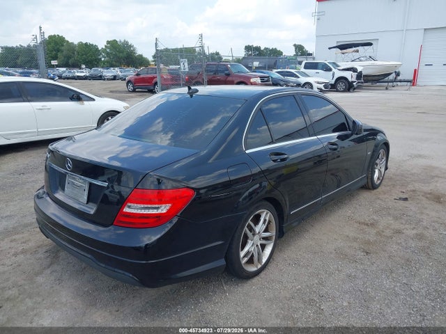 45734923 :رقم المزاد ، WDDGF4HB5CR213316 vin ، 2012 Mercedes-benz C 250 Sport مزاد بيع