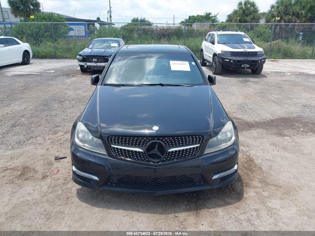 45734923 :رقم المزاد ، WDDGF4HB5CR213316 vin ، 2012 Mercedes-benz C 250 Sport مزاد بيع