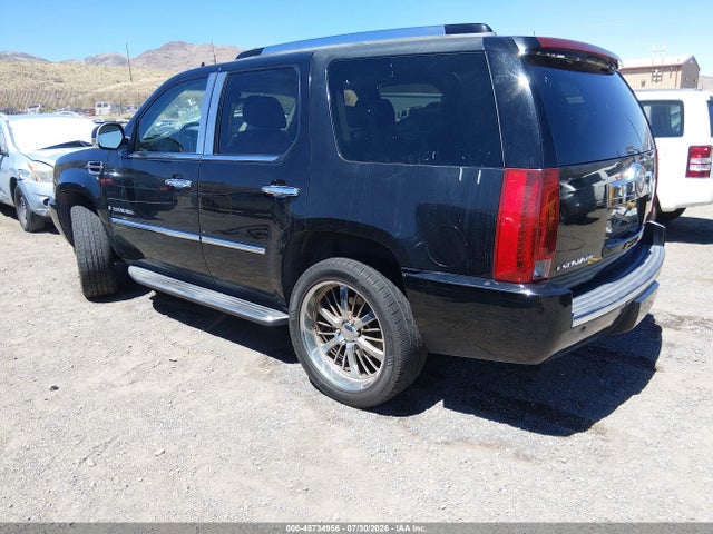 2007 Cadillac Escalade მანქანა იყიდება აუქციონზე, vin: 1GYFK63877R231339, აუქციონის ნომერი: 45734956