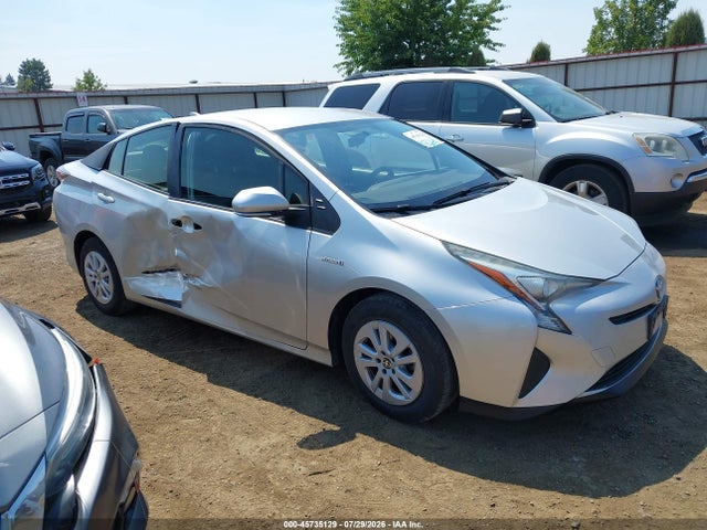 Toyota Prius Two 2016 JTDKBRFUXG3009170 Image 13