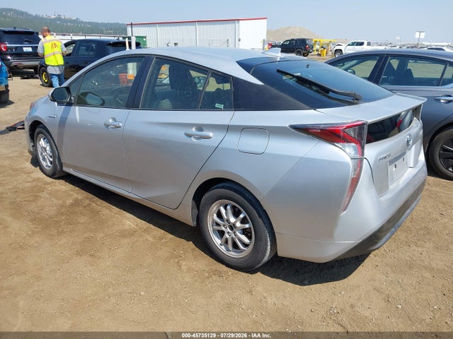 Toyota Prius Two 2016 JTDKBRFUXG3009170 Image 3