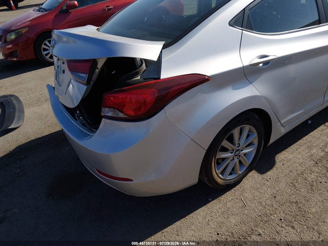 Hyundai ELANTRA SE 2015 5NPDH4AE8FH571615 Image 19