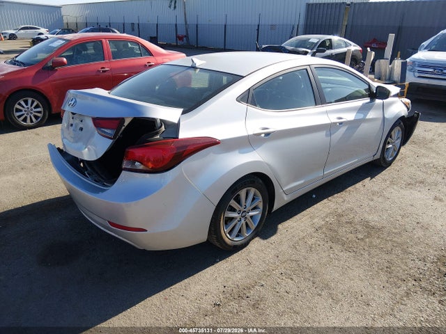 Hyundai ELANTRA SE 2015 5NPDH4AE8FH571615 Image 4
