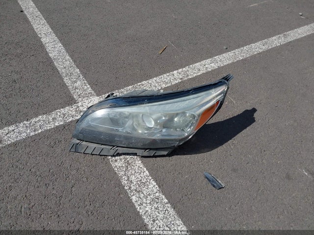 1G11H5SL8EF295850 Chevrolet Malibu 1lz