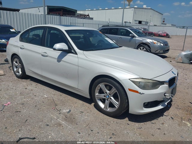 2014 Bmw 328i მანქანა იყიდება აუქციონზე, vin: WBA3A5C57EF605326, აუქციონის ნომერი: 45735213