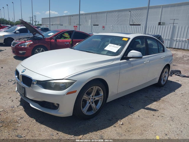 2014 Bmw 328i მანქანა იყიდება აუქციონზე, vin: WBA3A5C57EF605326, აუქციონის ნომერი: 45735213