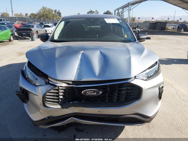 1FMCU0GN7PUA28525 Ford Escape Active