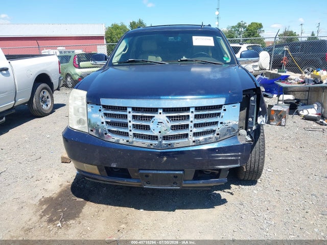 Продаж на аукціоні авто 2007 Cadillac Escalade Esv Standard, vin: 1GYFK668X7R281664, номер лоту: 45735294