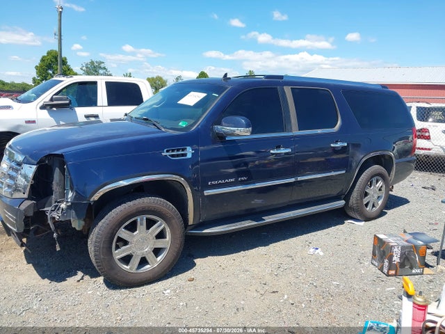 Продаж на аукціоні авто 2007 Cadillac Escalade Esv Standard, vin: 1GYFK668X7R281664, номер лоту: 45735294