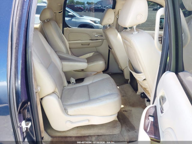 Продаж на аукціоні авто 2007 Cadillac Escalade Esv Standard, vin: 1GYFK668X7R281664, номер лоту: 45735294