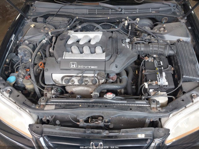 1999 Honda Accord Ex V6 მანქანა იყიდება აუქციონზე, vin: 1HGCG225XXA021585, აუქციონის ნომერი: 45735375