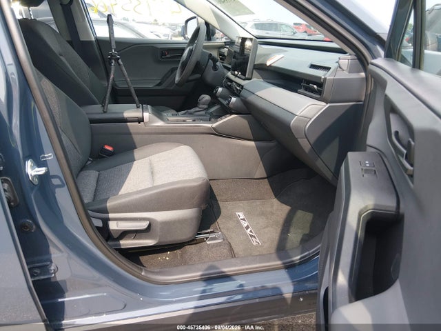 Toyota RAV4 LE 2026 2T36CRAV6TC006001 Image 5