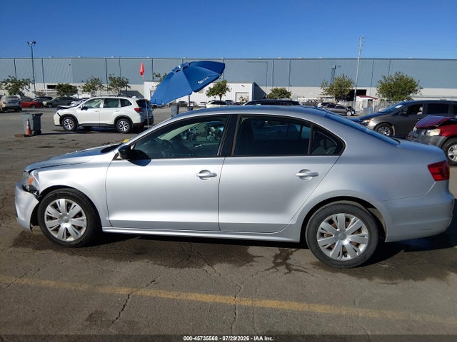 Продаж на аукціоні авто 2013 Volkswagen Jetta 2.0l S, vin: 3VW2K7AJ2DM213373, номер лоту: 45735568
