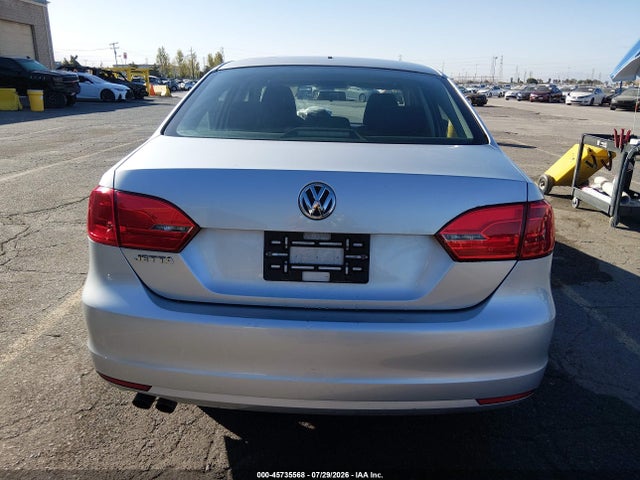 Продаж на аукціоні авто 2013 Volkswagen Jetta 2.0l S, vin: 3VW2K7AJ2DM213373, номер лоту: 45735568