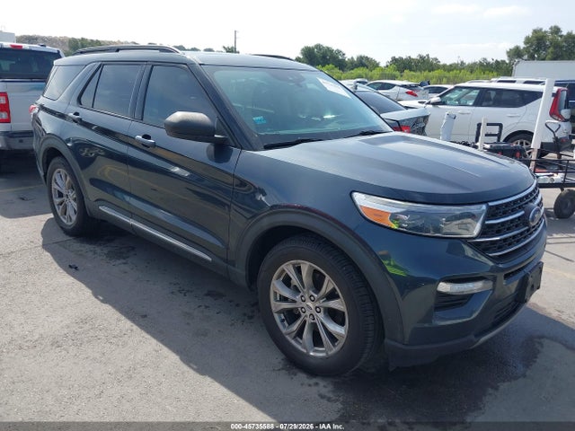Auction sale of the 2022 Ford Explorer Xlt, vin: 1FMSK7DH9NGC33042, lot number: 45735588