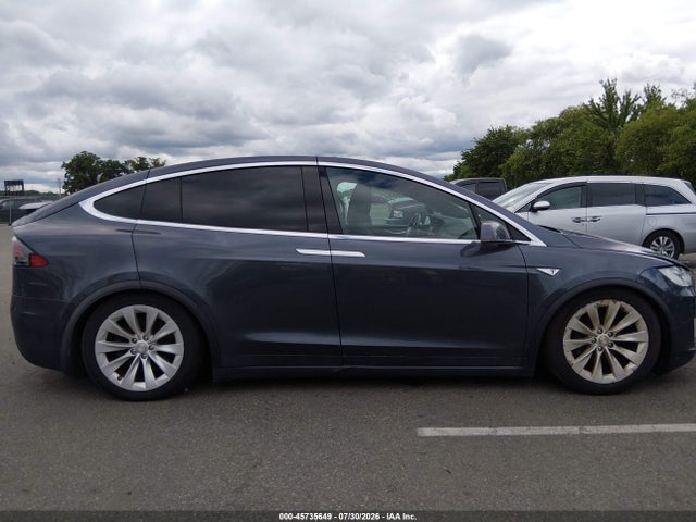 Продажа на аукционе авто 2016 Tesla Model X 60d/70d/75d/90d/p100d, vin: 5YJXCBE26GF003038, номер лота: 45735649