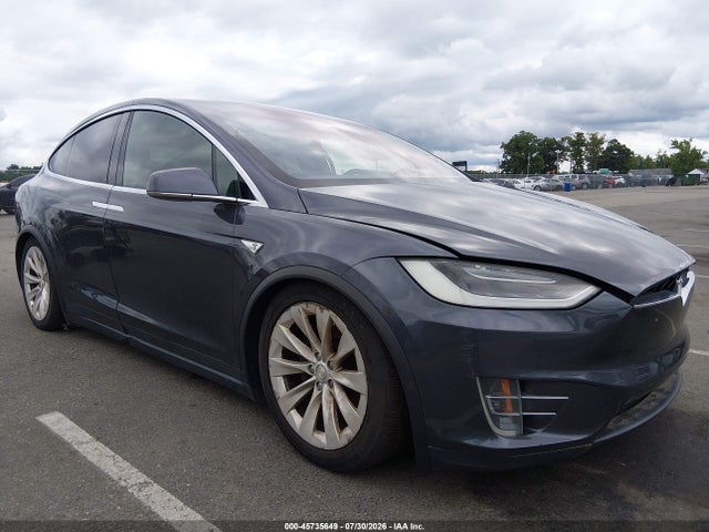 Продажа на аукционе авто 2016 Tesla Model X 60d/70d/75d/90d/p100d, vin: 5YJXCBE26GF003038, номер лота: 45735649