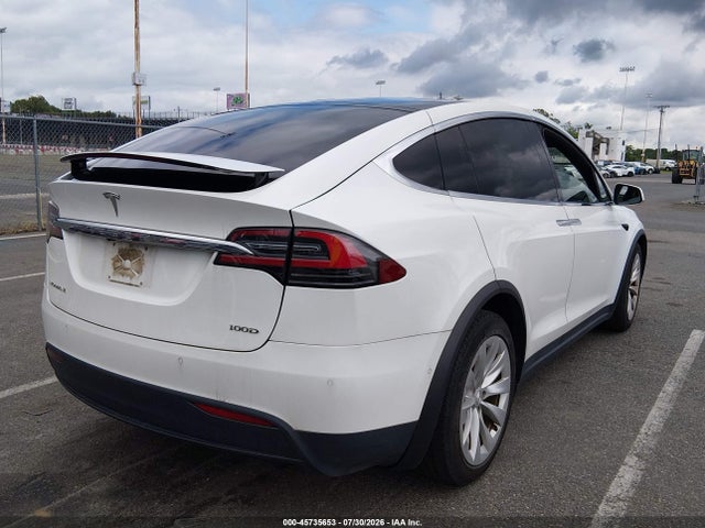 45735653 :رقم المزاد ، 5YJXCBE27HF055540 vin ، 2017 Tesla Model X 100d/75d/90d مزاد بيع