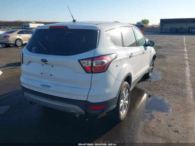 1FMCU9GD5HUE17693 Ford ESCAPE SE