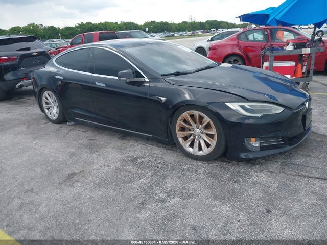 Продаж на аукціоні авто 2017 Tesla Model S 100d/60d/75d/90d/p100d, vin: 5YJSA1E24HF201001, номер лоту: 45735661