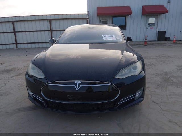 Продажа на аукционе авто 2015 Tesla Model S 85d/p85d, vin: 5YJSA4H43FF081087, номер лота: 45735666