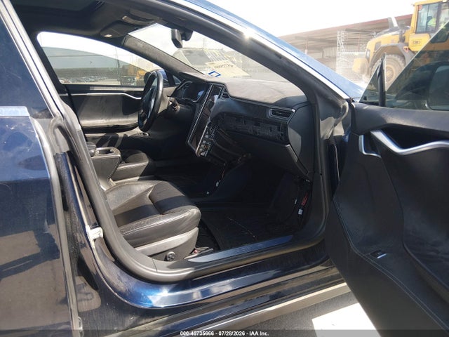 Продажа на аукционе авто 2015 Tesla Model S 85d/p85d, vin: 5YJSA4H43FF081087, номер лота: 45735666