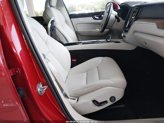 Aukcja sprzedaży 2022 Volvo Xc60 B5 Momentum, vin: YV4L12DK4N1051291, numer aukcji: 45735718