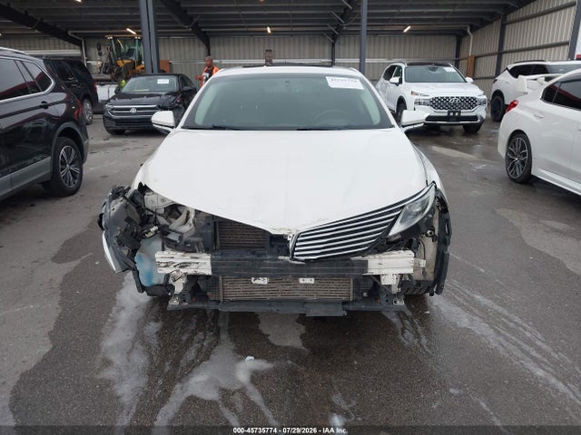 3LN6L2G95ER817582 Lincoln MKZ