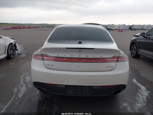 3LN6L2G95ER817582 Lincoln MKZ