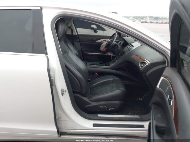 3LN6L2G95ER817582 Lincoln MKZ