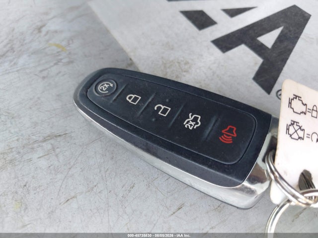 Продажа на аукционе авто 2019 Ford Escape Se, vin: 1FMCU9GD1KUB77114, номер лота: 45735830