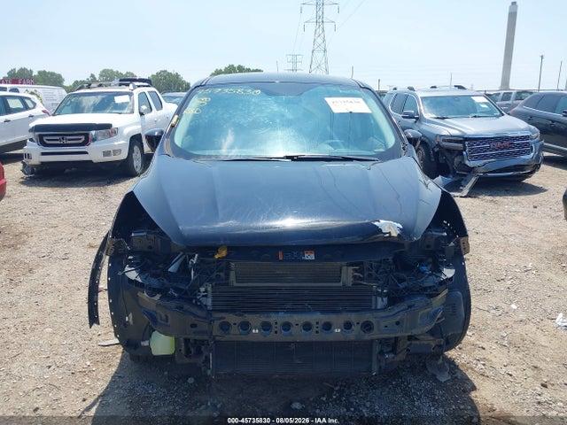 Продажа на аукционе авто 2019 Ford Escape Se, vin: 1FMCU9GD1KUB77114, номер лота: 45735830