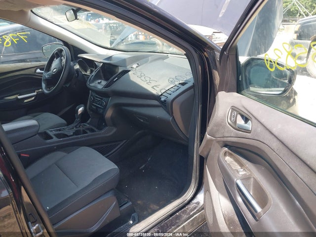 Продажа на аукционе авто 2019 Ford Escape Se, vin: 1FMCU9GD1KUB77114, номер лота: 45735830