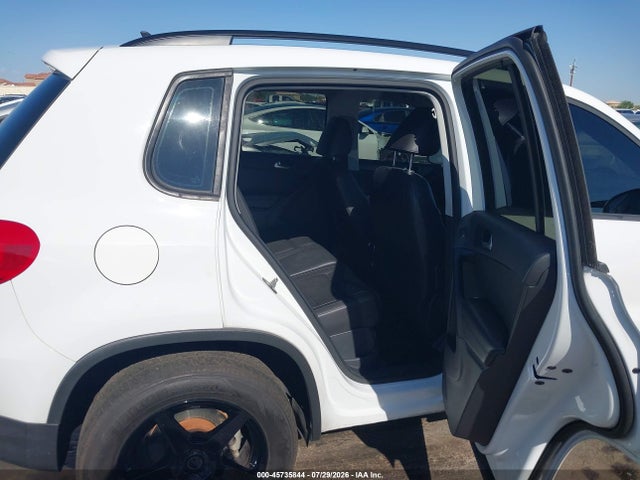 45735844 :رقم المزاد ، WVGAV7AX8HK001645 vin ، 2017 Volkswagen Tiguan 2.0t S مزاد بيع