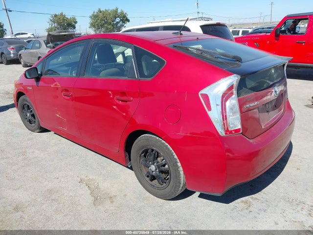 JTDKN3DU7F0430352 Toyota Prius Three