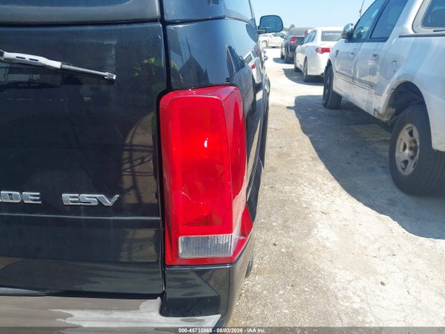 Продажа на аукционе авто 2004 Cadillac Escalade Esv Standard, vin: 3GYFK66N04G342800, номер лота: 45735965