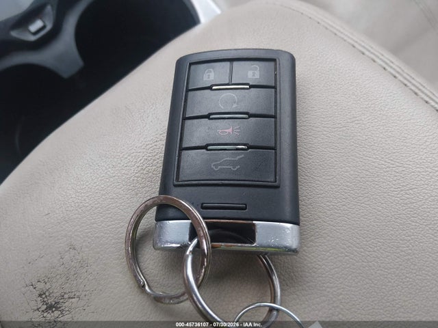 45736107 :رقم المزاد ، 3GYFNDEY9BS626637 vin ، 2011 Cadillac Srx Luxury Collection مزاد بيع