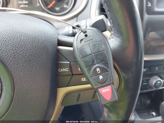 45736109 :رقم المزاد ، 1C4PJMCB1FW675684 vin ، 2015 Jeep Cherokee Latitude مزاد بيع