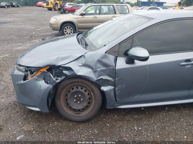 JTDEPMAE4MJ127773 Toyota COROLLA LE