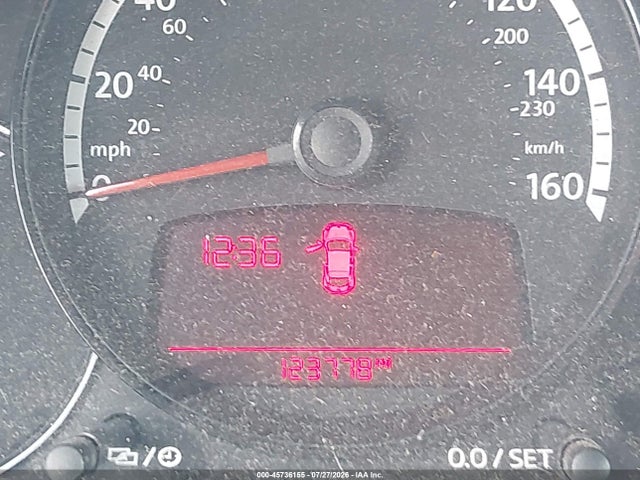 2013 Volkswagen Beetle 2.0t Turbo მანქანა იყიდება აუქციონზე, vin: 3VW4A7AT8DM621132, აუქციონის ნომერი: 45736155