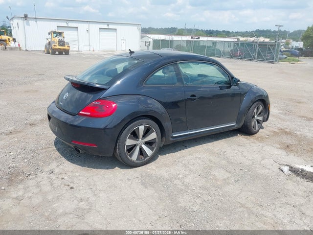 2013 Volkswagen Beetle 2.0t Turbo მანქანა იყიდება აუქციონზე, vin: 3VW4A7AT8DM621132, აუქციონის ნომერი: 45736155
